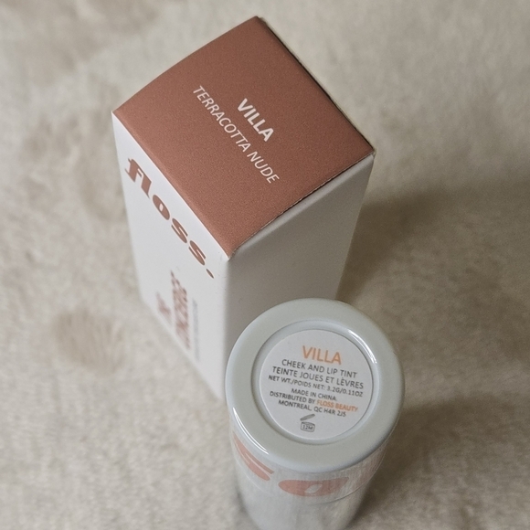 Floss The Concierge Cheek & Lip Tint Villa - Picture 7 of 10